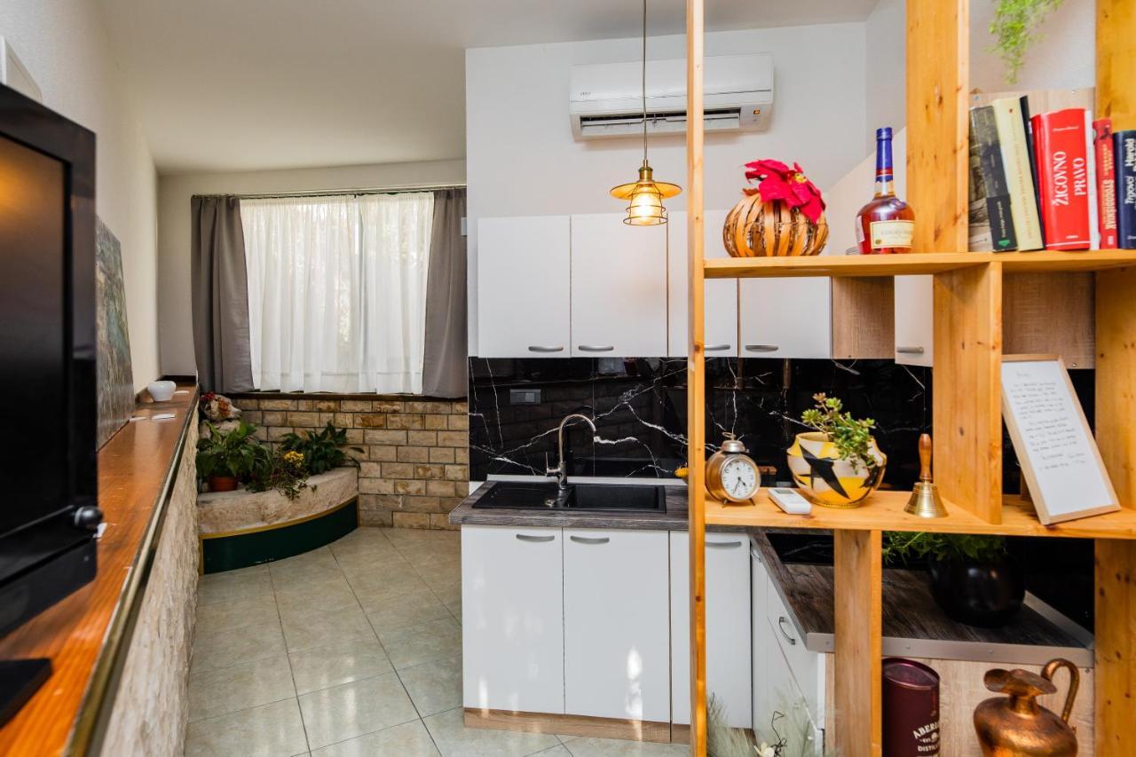 Glicinia Apartment Sibenik Ngoại thất bức ảnh